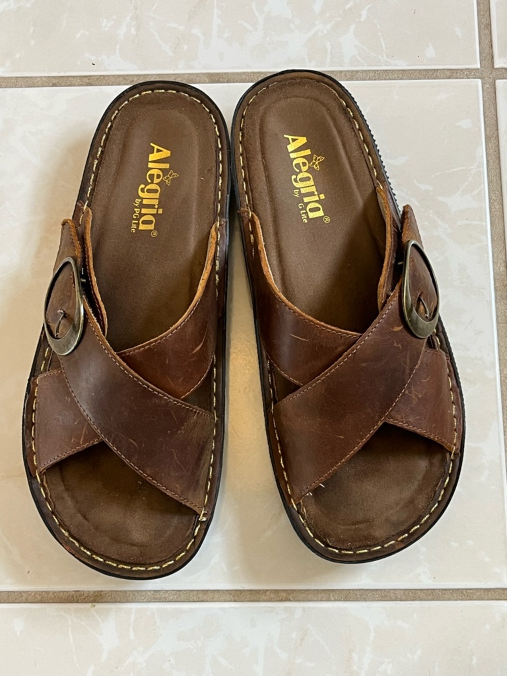 Alegria Women’s Brown Leather Slide Sandals